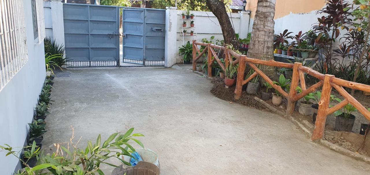 House For Rent Iloilo Arevalo Vila Exterior foto